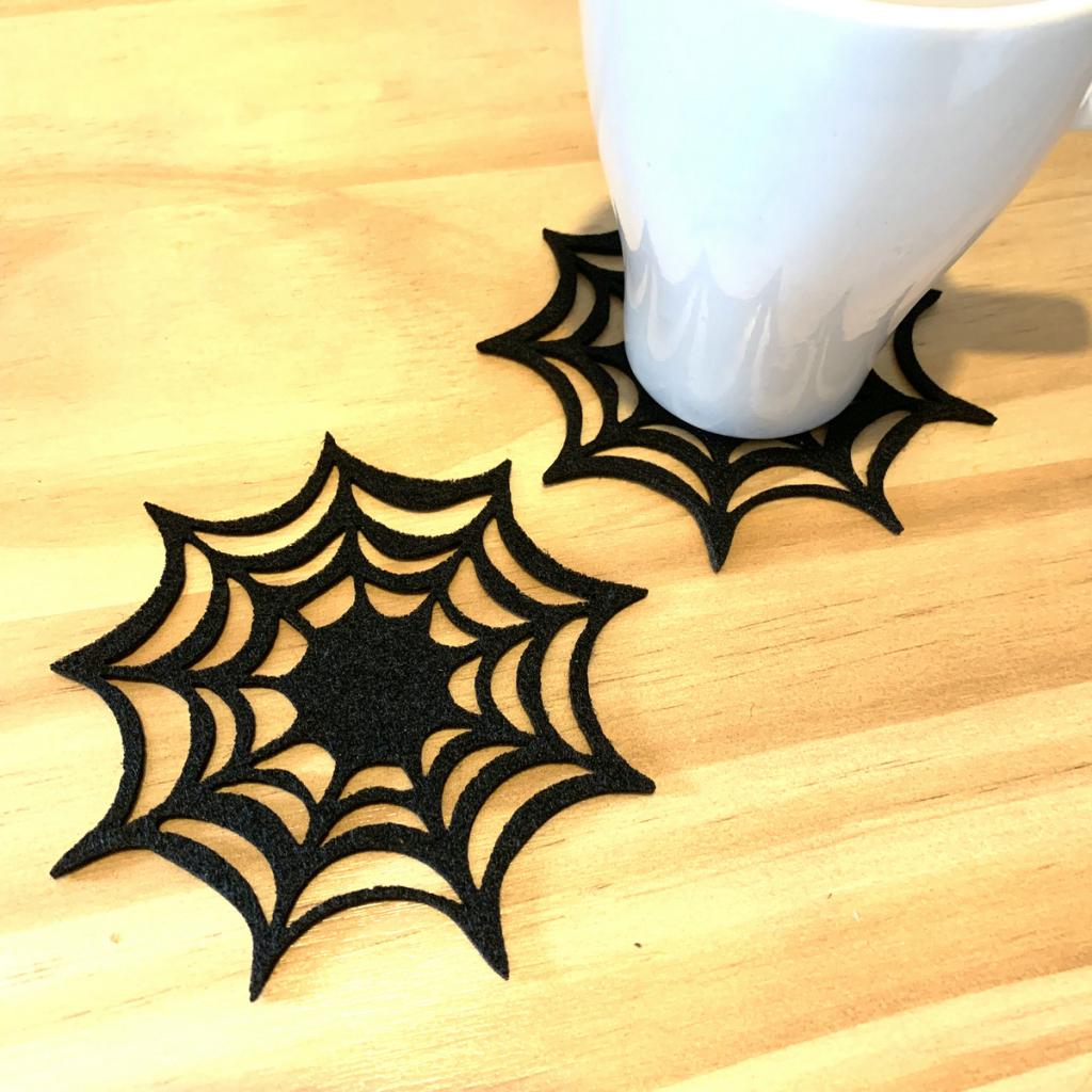 Spider web coaster